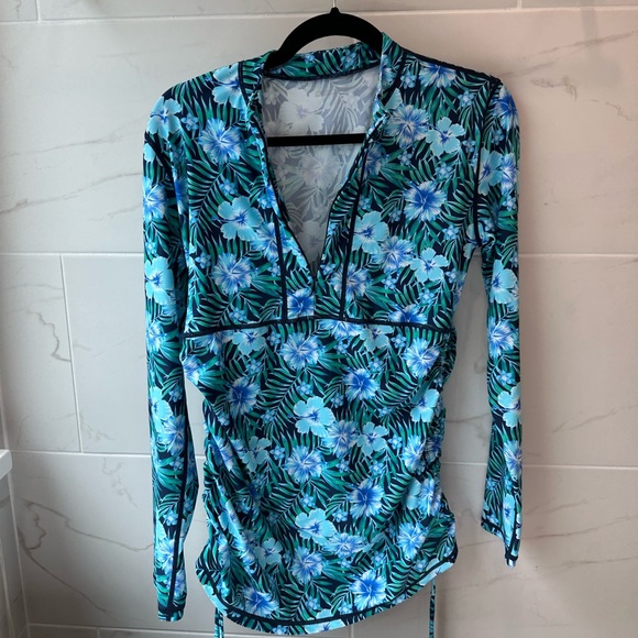 TSLA's Rashguard Front Half-Zip, Long Sleeve50+SPF/UPF sun protection - Picture 2 of 10